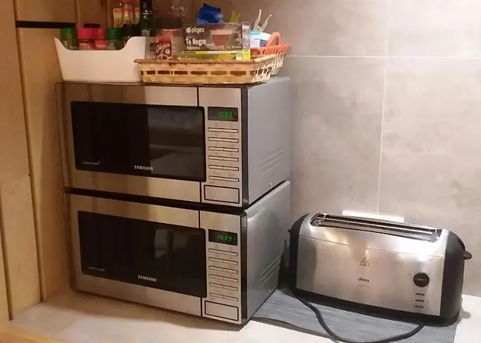 Albergue Milladoiro * Milladoiro